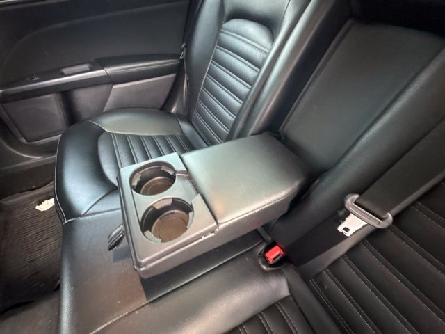 Used 2019 Agate Black Ford SE image 17