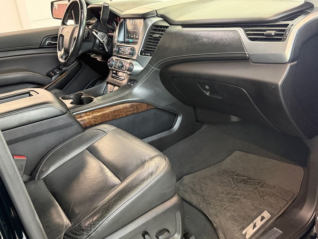 Used 2019 Black Chevrolet LT image 17