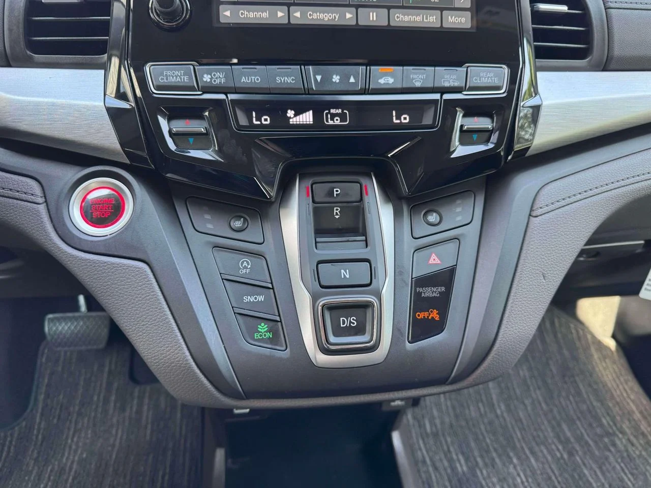 2024 Honda Odyssey EX - Photo 34
