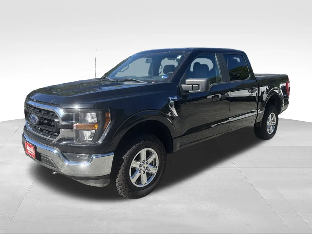 Used 2023 Black Ford XLT image 35