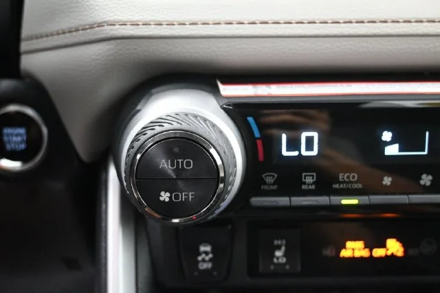 Used 2025 White Toyota XLE image 22
