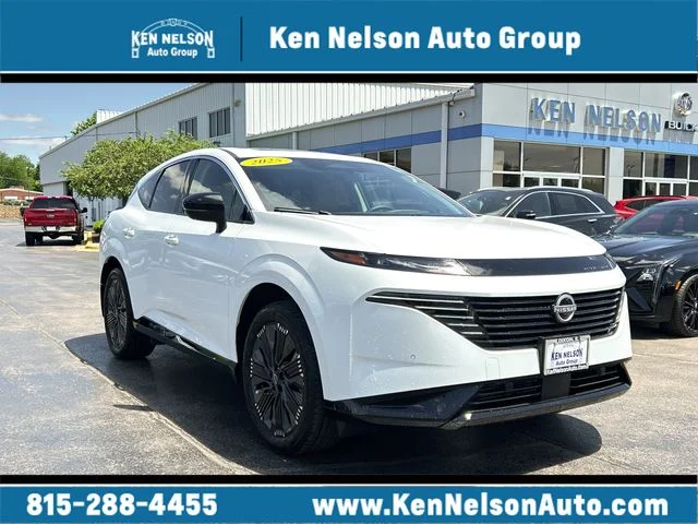 2025 Nissan Murano Platinum AWD's photo