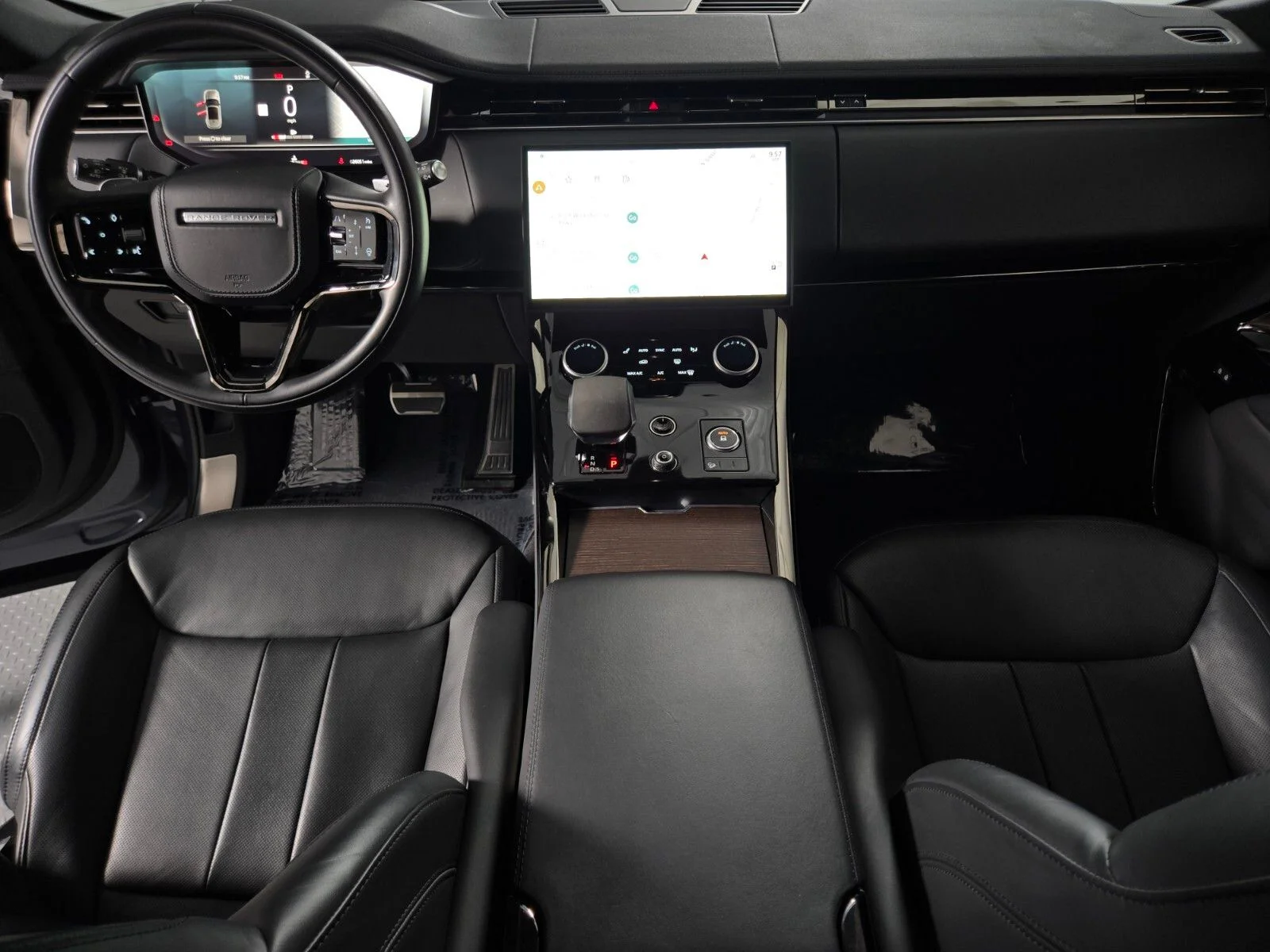 Used 2023 Varesine Blue Metallic Land Rover SE Dynamic image 14