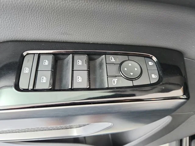 Used 2025 Black Nissan SL image 32