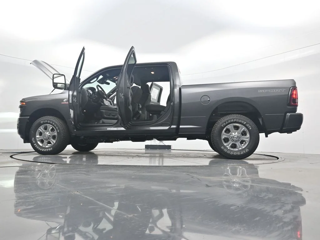 New 2026 Granite Crystal Metallic Clear-Coat Exterior Paint RAM Big Horn image 48