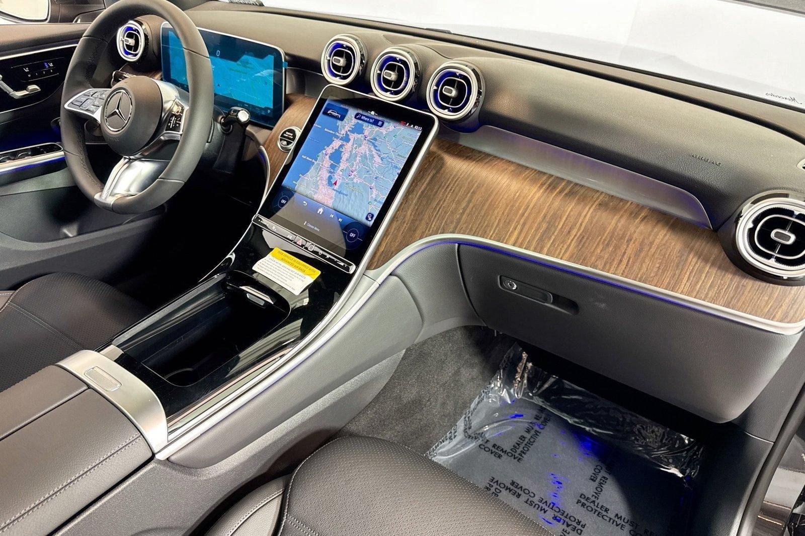 New 2026 Graphite Grey Metallic Mercedes-Benz GLC 300 image 27