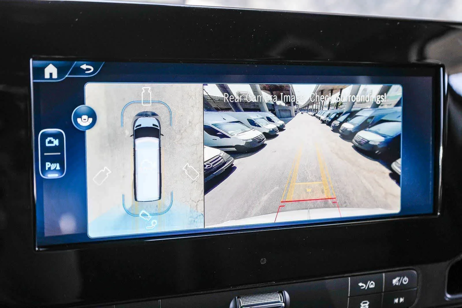 New 2026 Arctic White Mercedes-Benz Crew 144WB High Roof RWD 2.0L I4 Diesel Turbo HO image 30