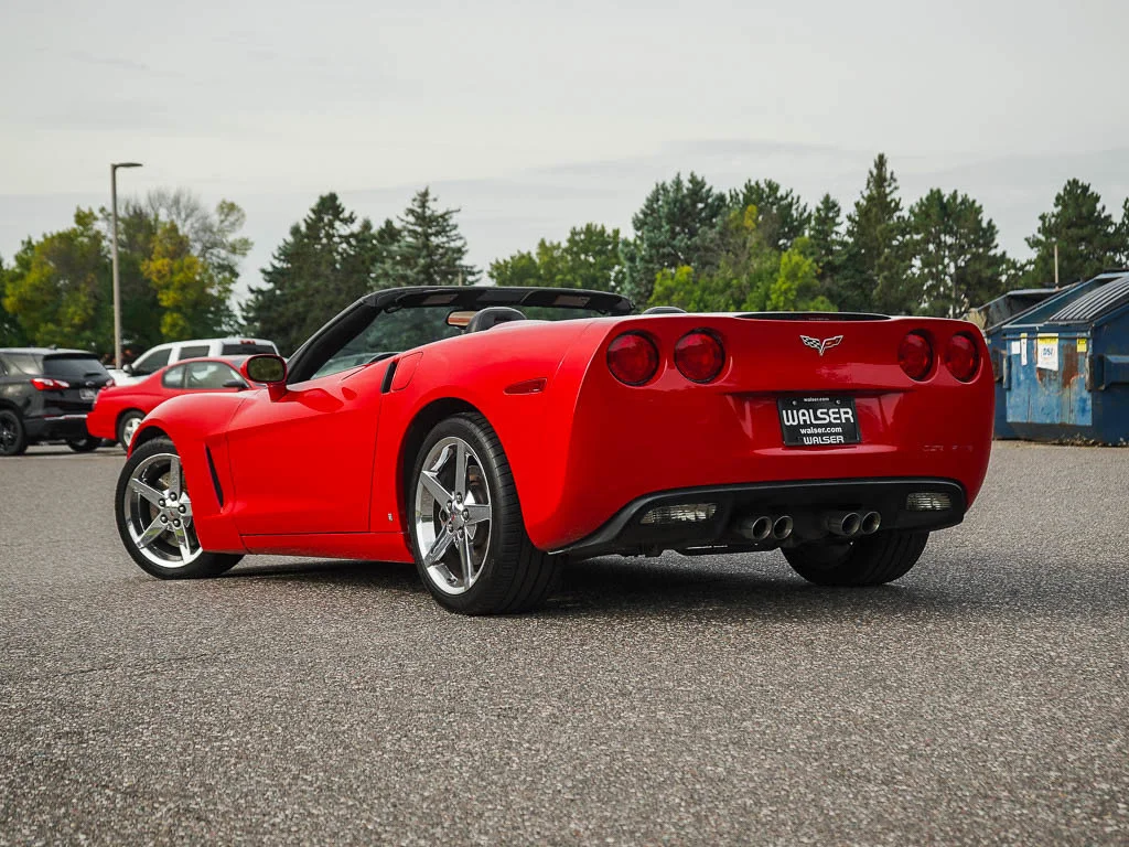 Used 2007 Victory Red Chevrolet NA image 30