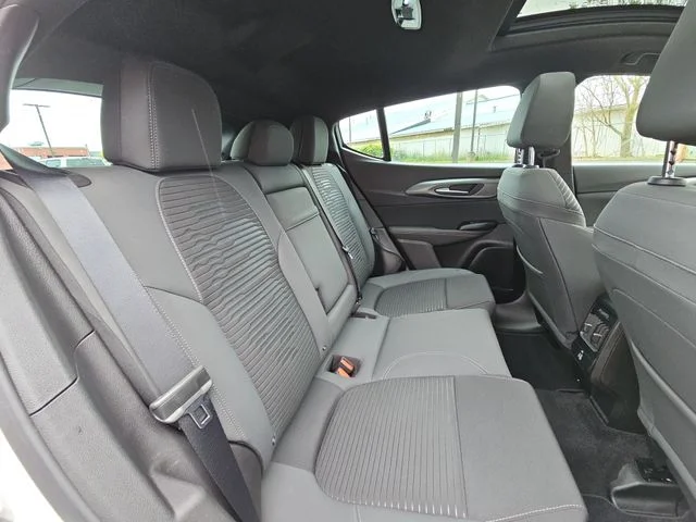 Used 2025 White Alfa Romeo Base image 29