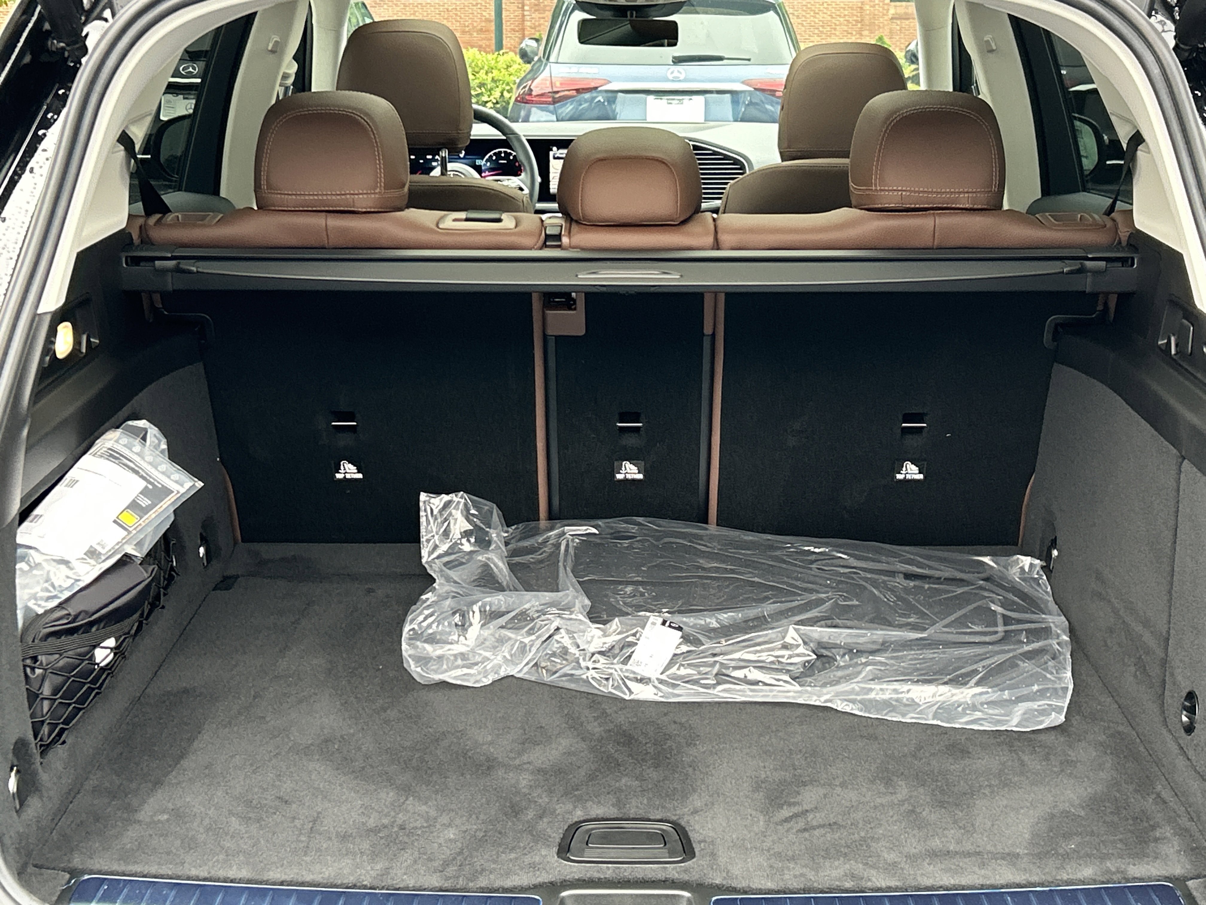 New 2026 Obsidian Black Metallic Mercedes-Benz GLE 350 4MATIC® SUV image 9