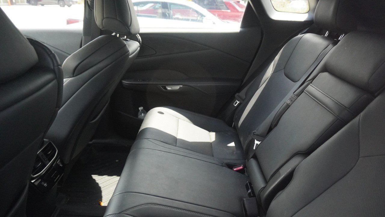Certified Used 2023 White Lexus RX 350 F SPORT Handling image 13
