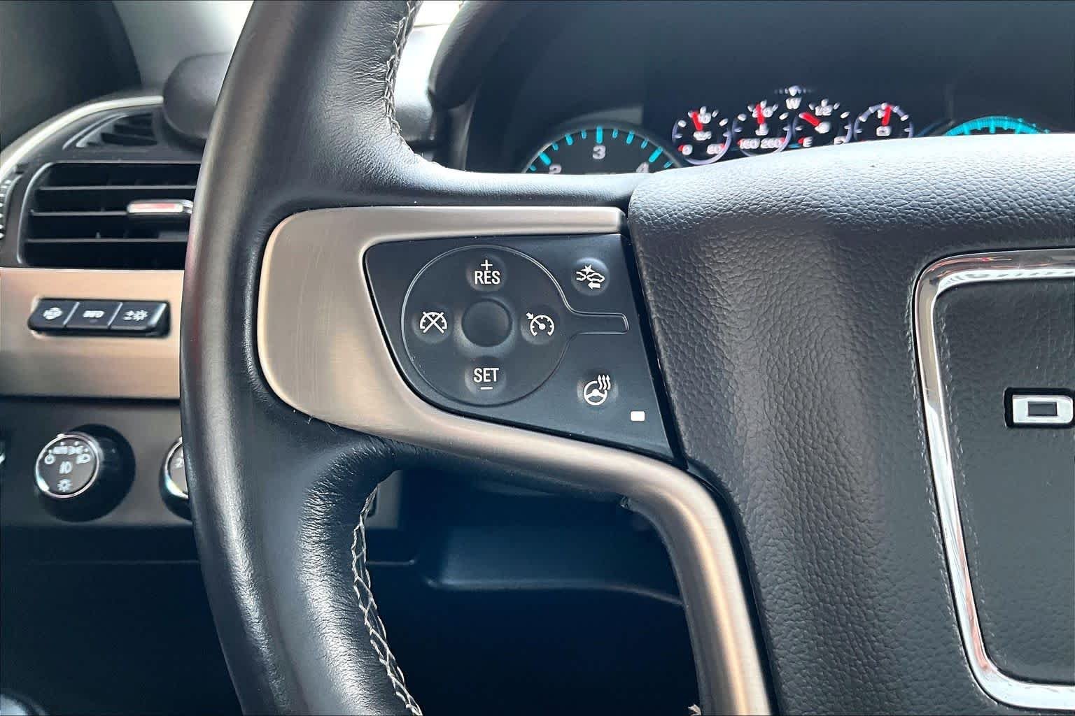 Used 2019 Onyx Black GMC Denali image 24
