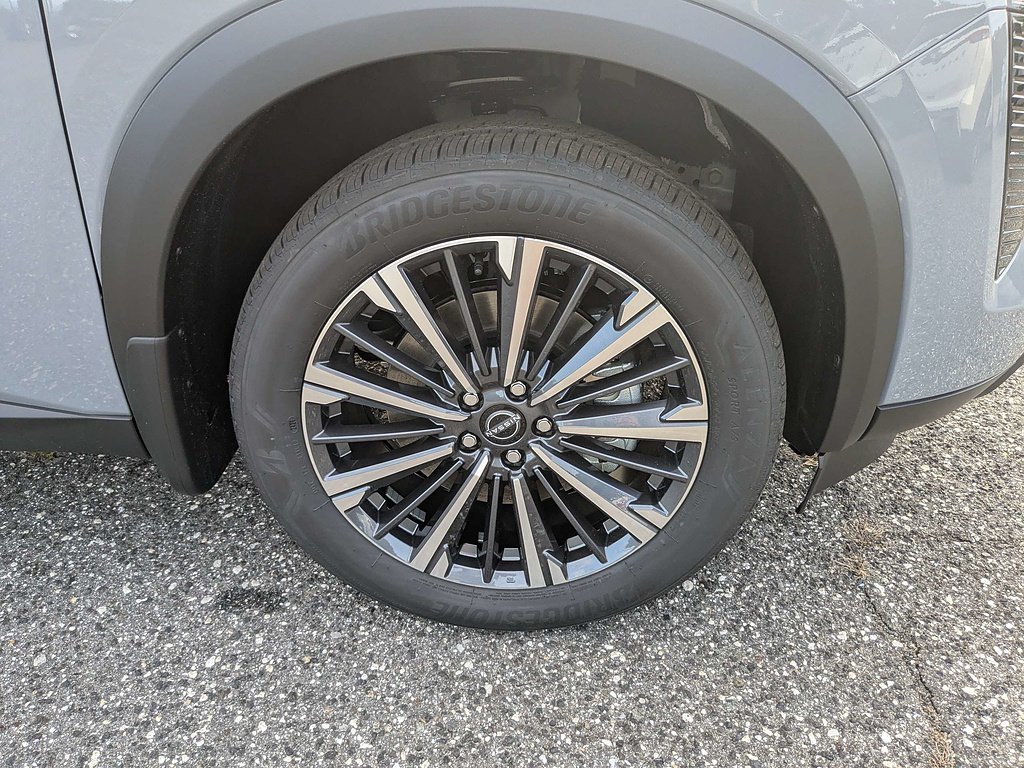 New 2026 Boulder Gray Pearl Nissan Platinum image 11