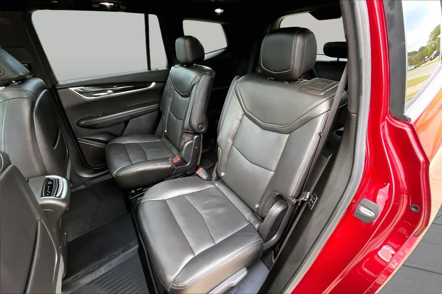 Used 2020 Red Horizon Tintcoat Cadillac FWD Premium Luxury image 21