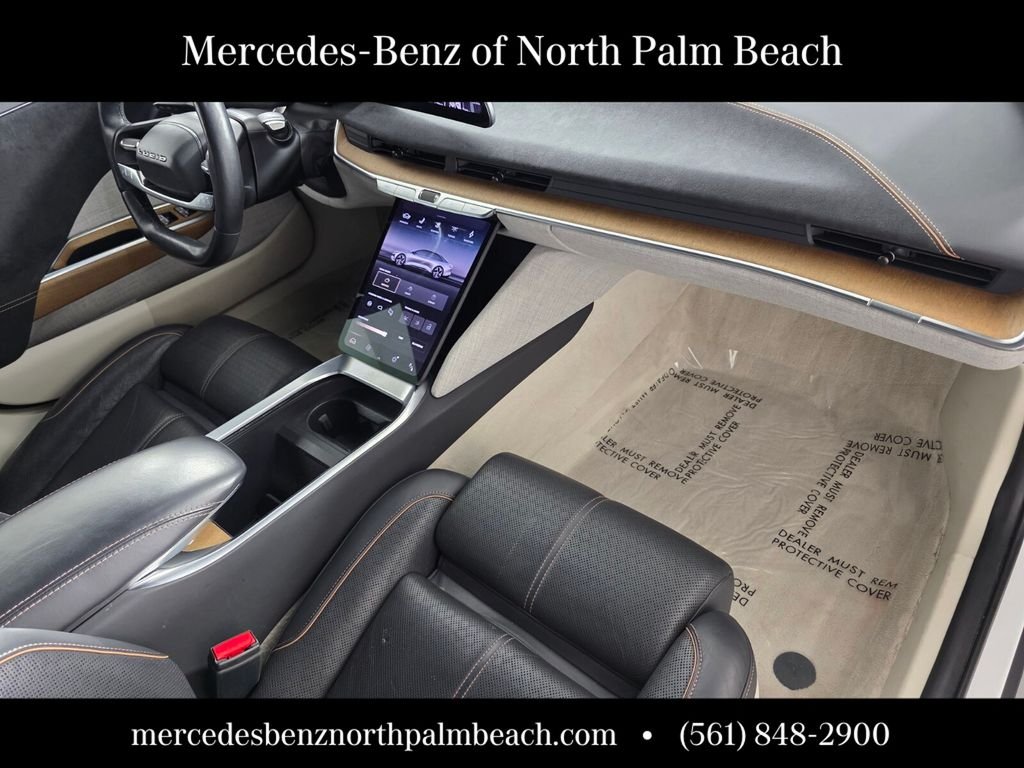 Used 2023 White Lucid Grand Touring image 31