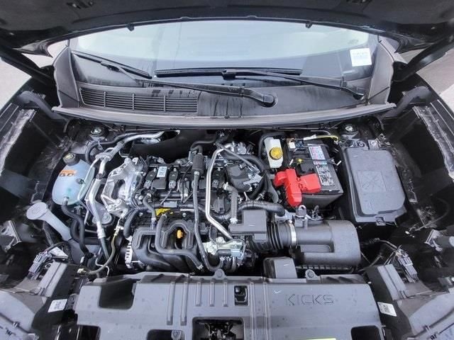 2026 Nissan KICKS SR - Photo 9