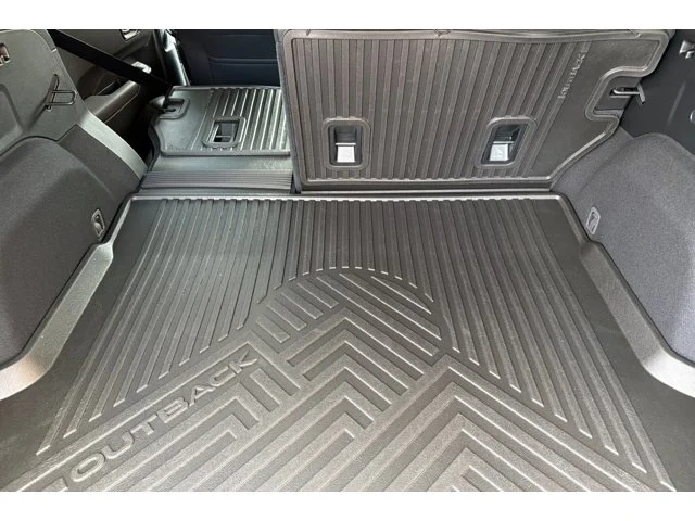 New 2026 CRYSTAL WHITE PEARL Subaru Premium image 42