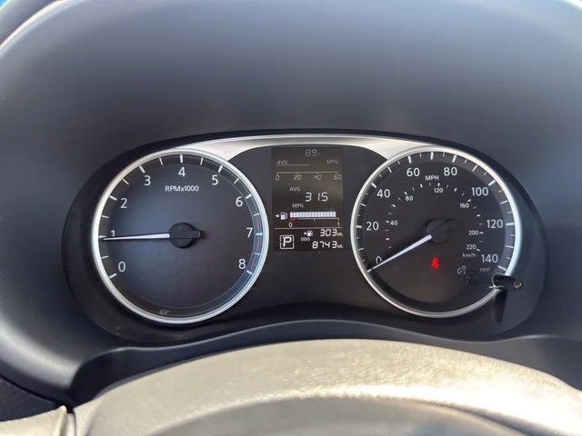 Certified Used 2025 White Nissan S image 12