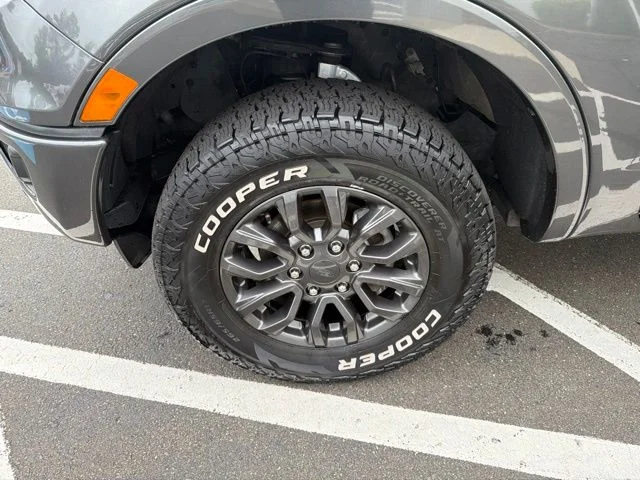 Used 2019 Gray Ford XLT image 29