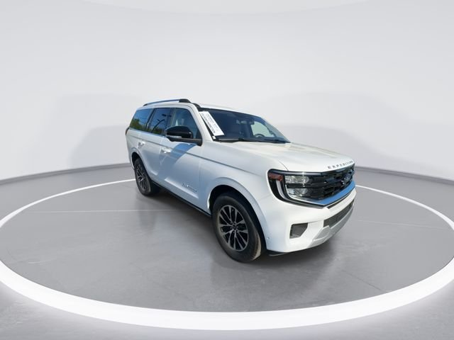 Used 2025 White Ford Platinum image 2
