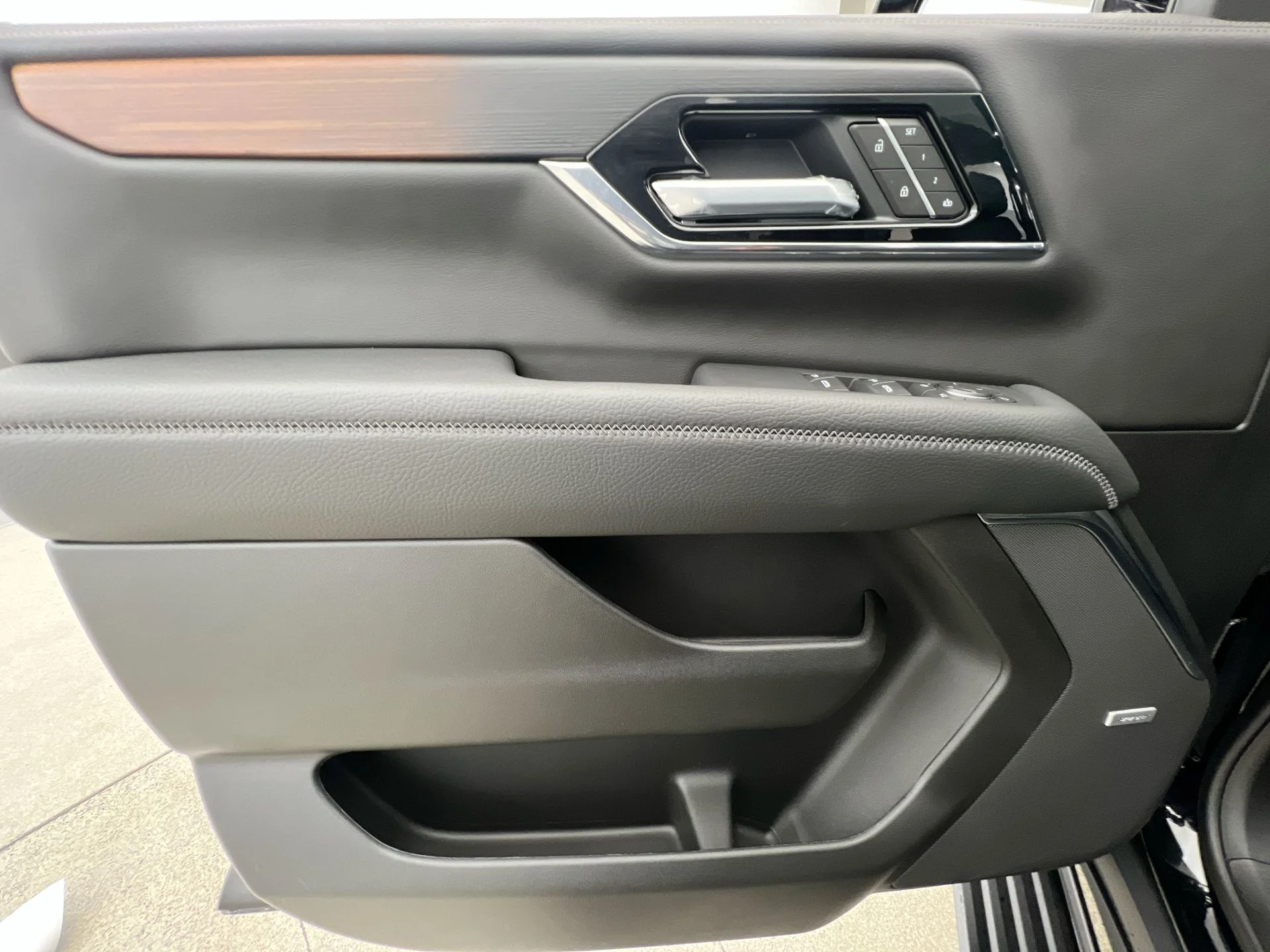 2026 GMC Yukon XL Denali - Photo 64