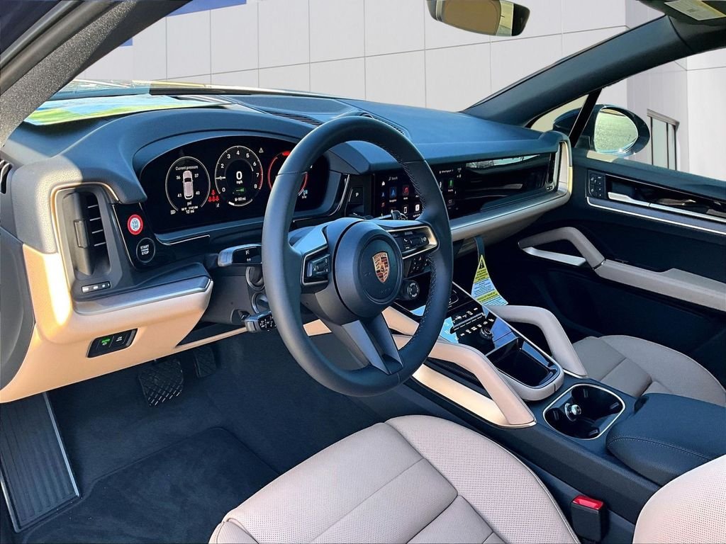 Used 2026 Blue Porsche  image 4