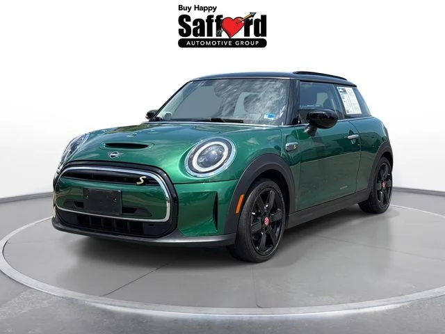 Used 2023 Green MINI Base image 1