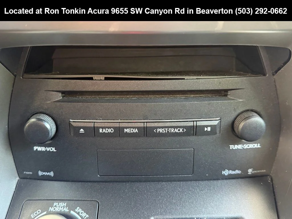 Used 2016 Silver Lining Metallic Lexus 200t image 24