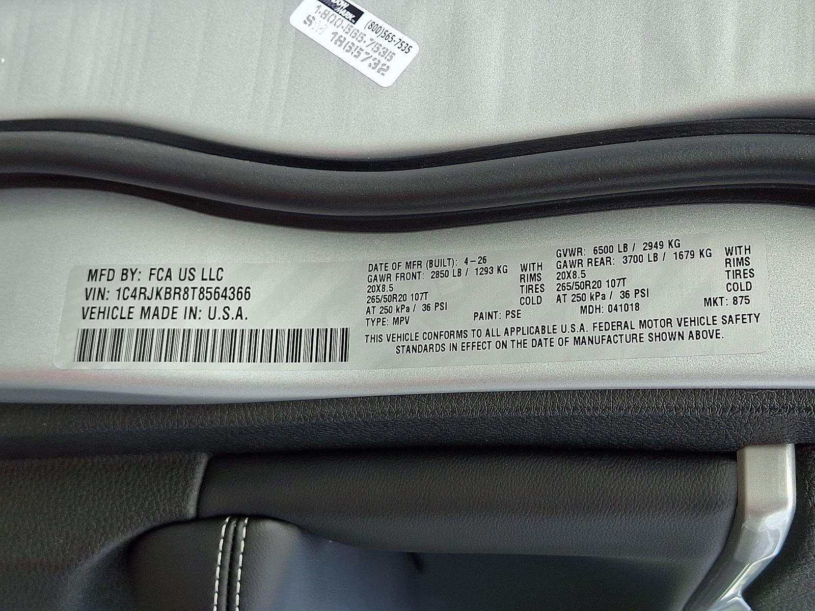 New 2026 Silver Zynith Exterior Paint Jeep Limited image 19