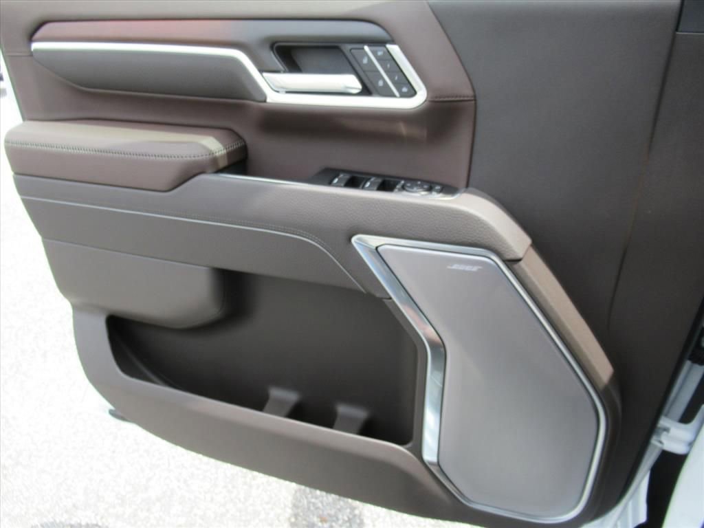 New 2026 Summit White GMC Denali image 19