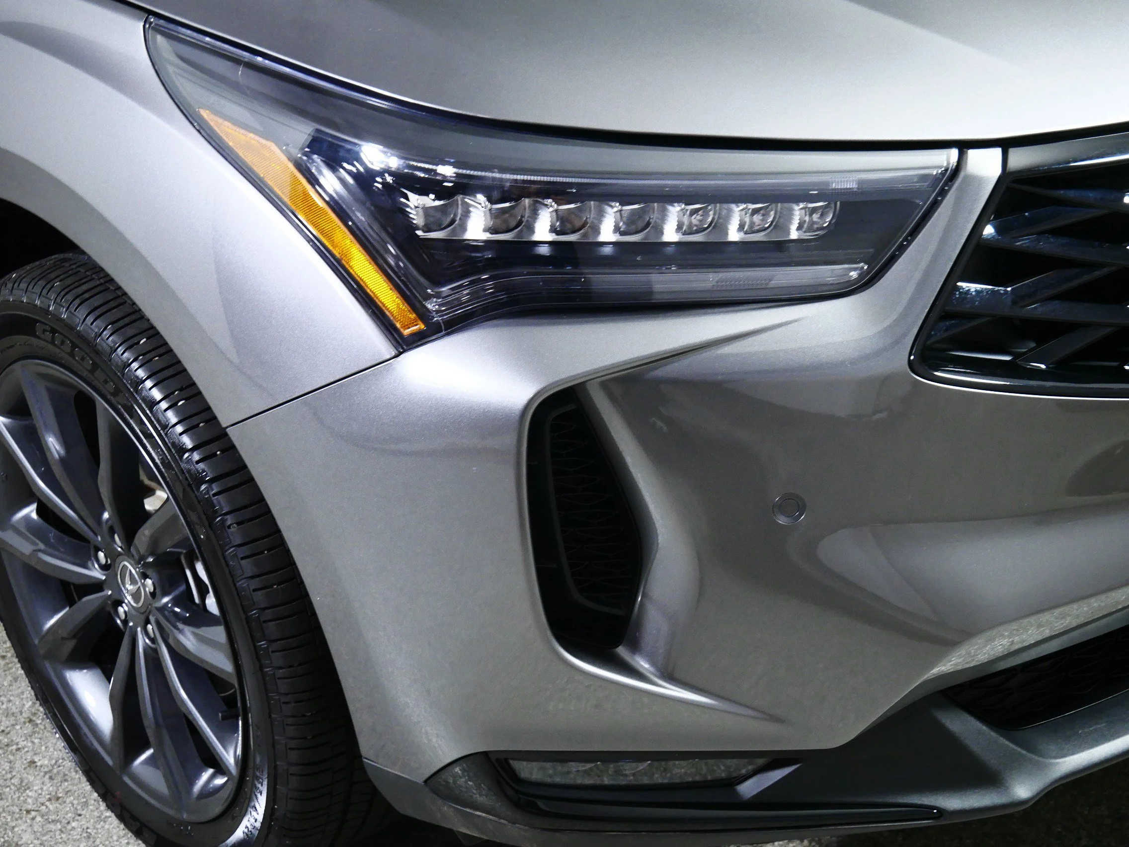 Used 2025 Liquid Carbon Metallic Acura w/A-Spec Package image 16