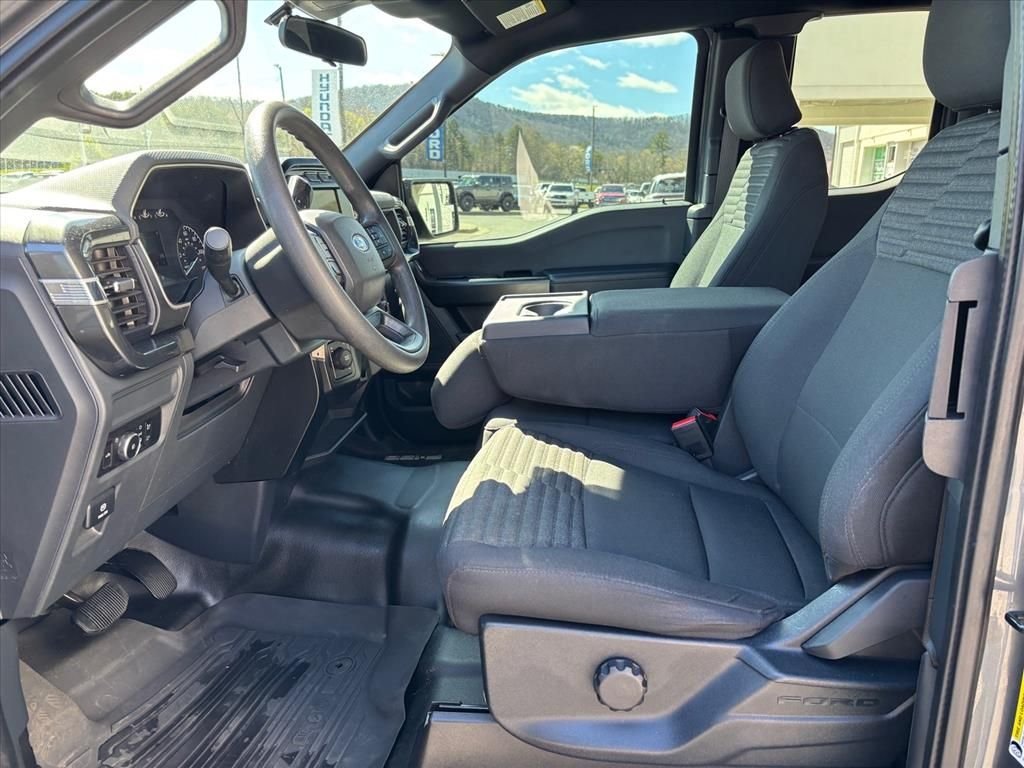 Used 2023 Gray Metallic Ford XL image 9