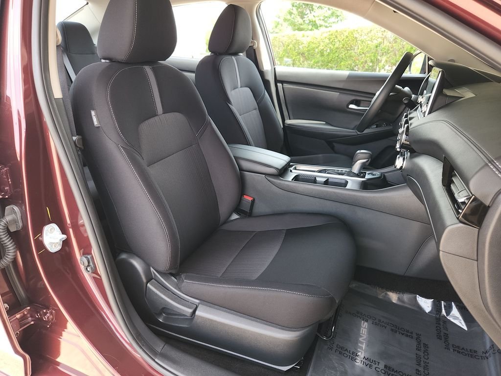 Used 2025 Red Nissan SV image 16