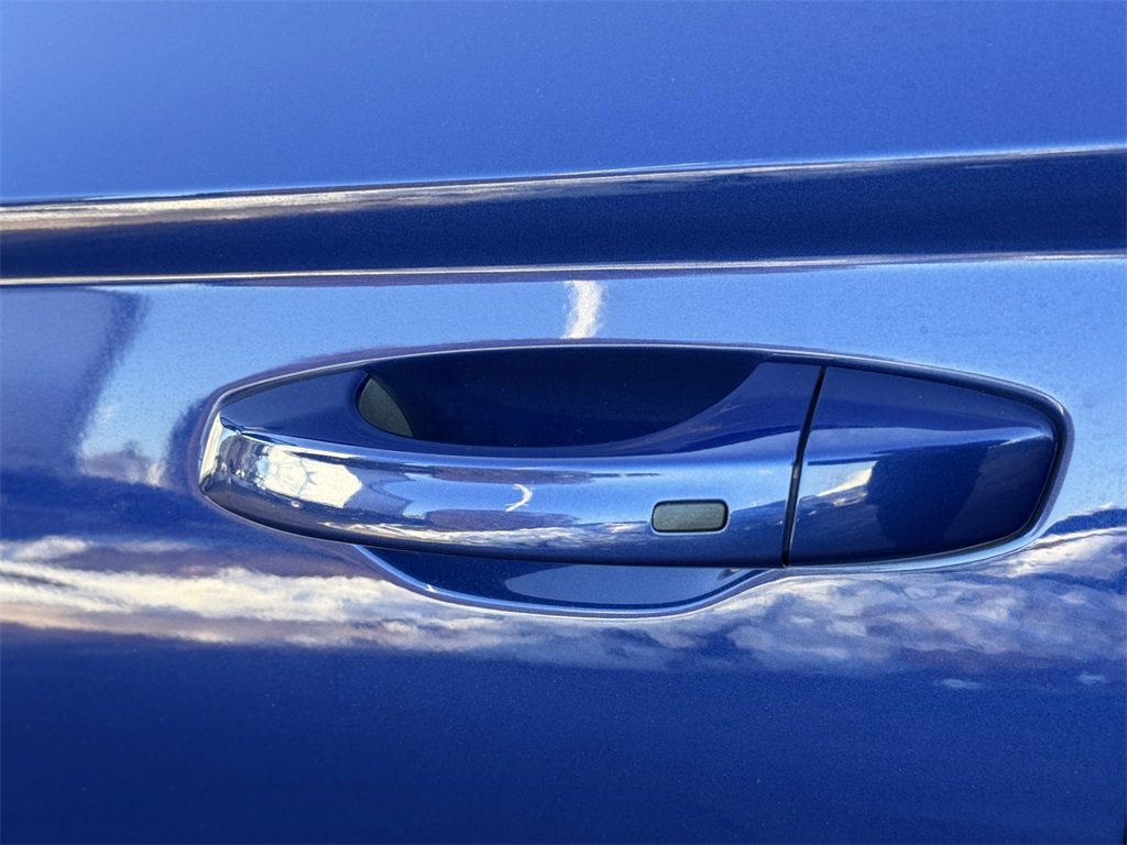 2022 VOLKSWAGEN TAOS - Image 11