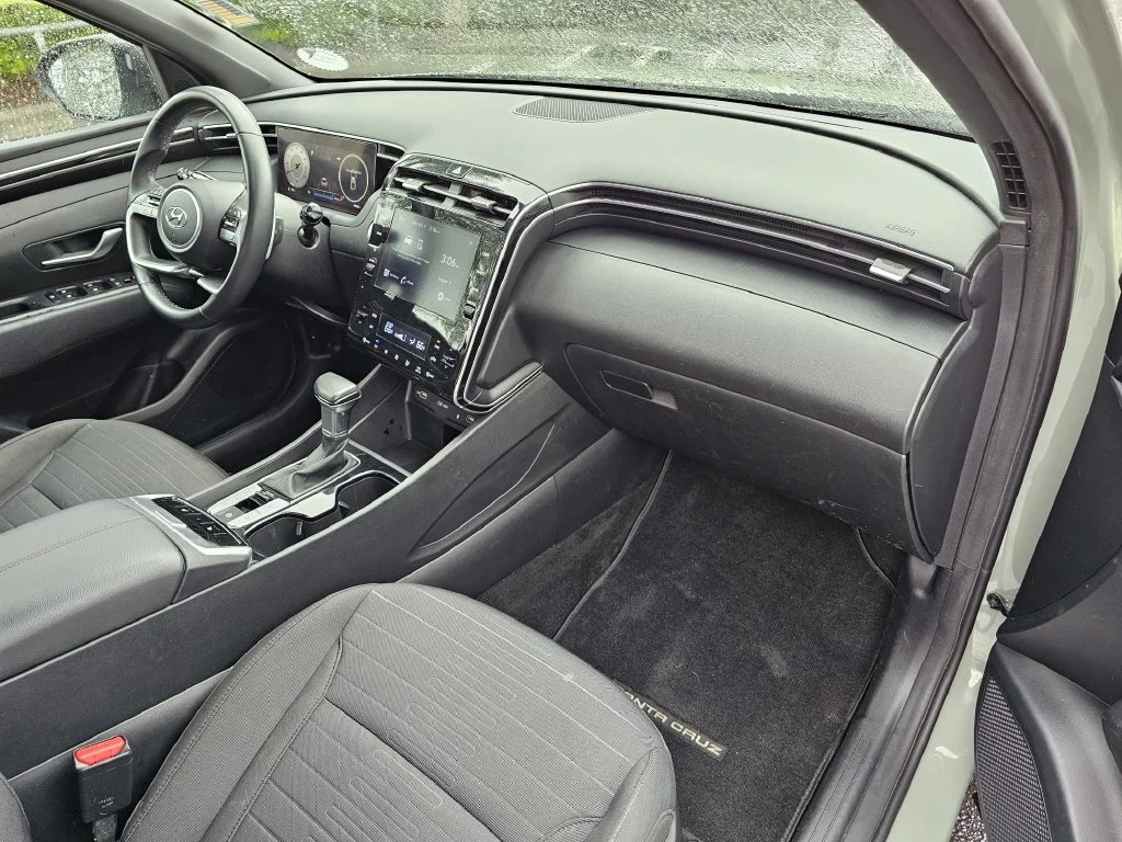 Used 2022 Green Hyundai SEL Premium image 10