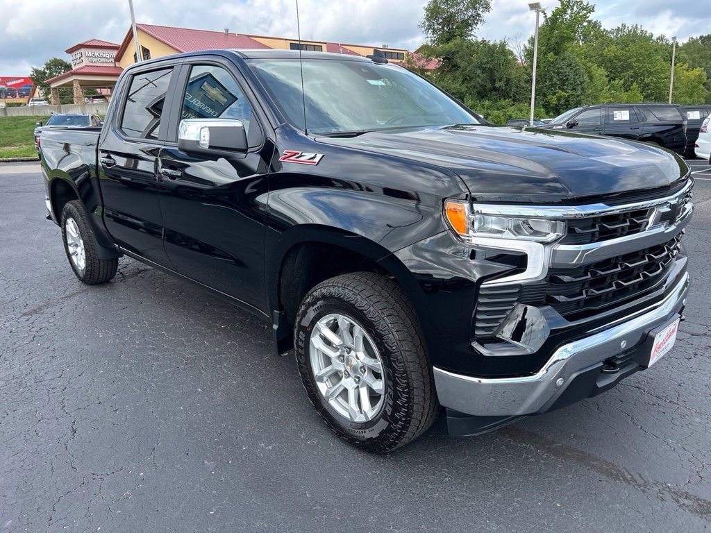 2026 Chevrolet Silverado 1500 LT - Photo 3