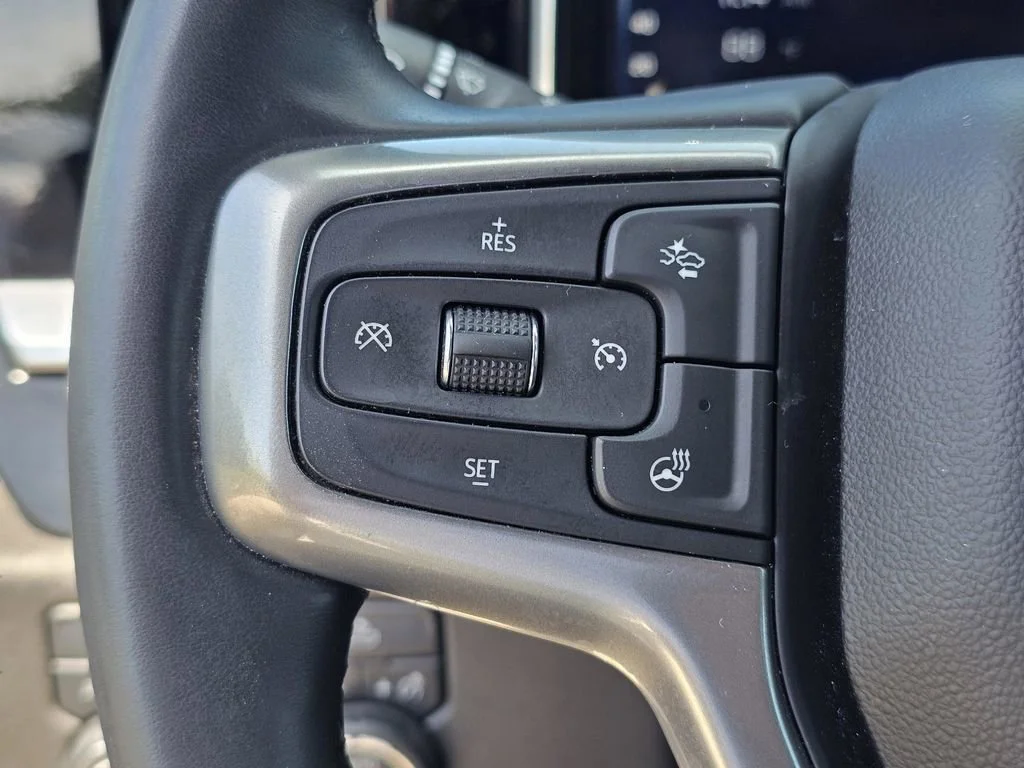 Used 2025 Cypress Gray Chevrolet LT image 20