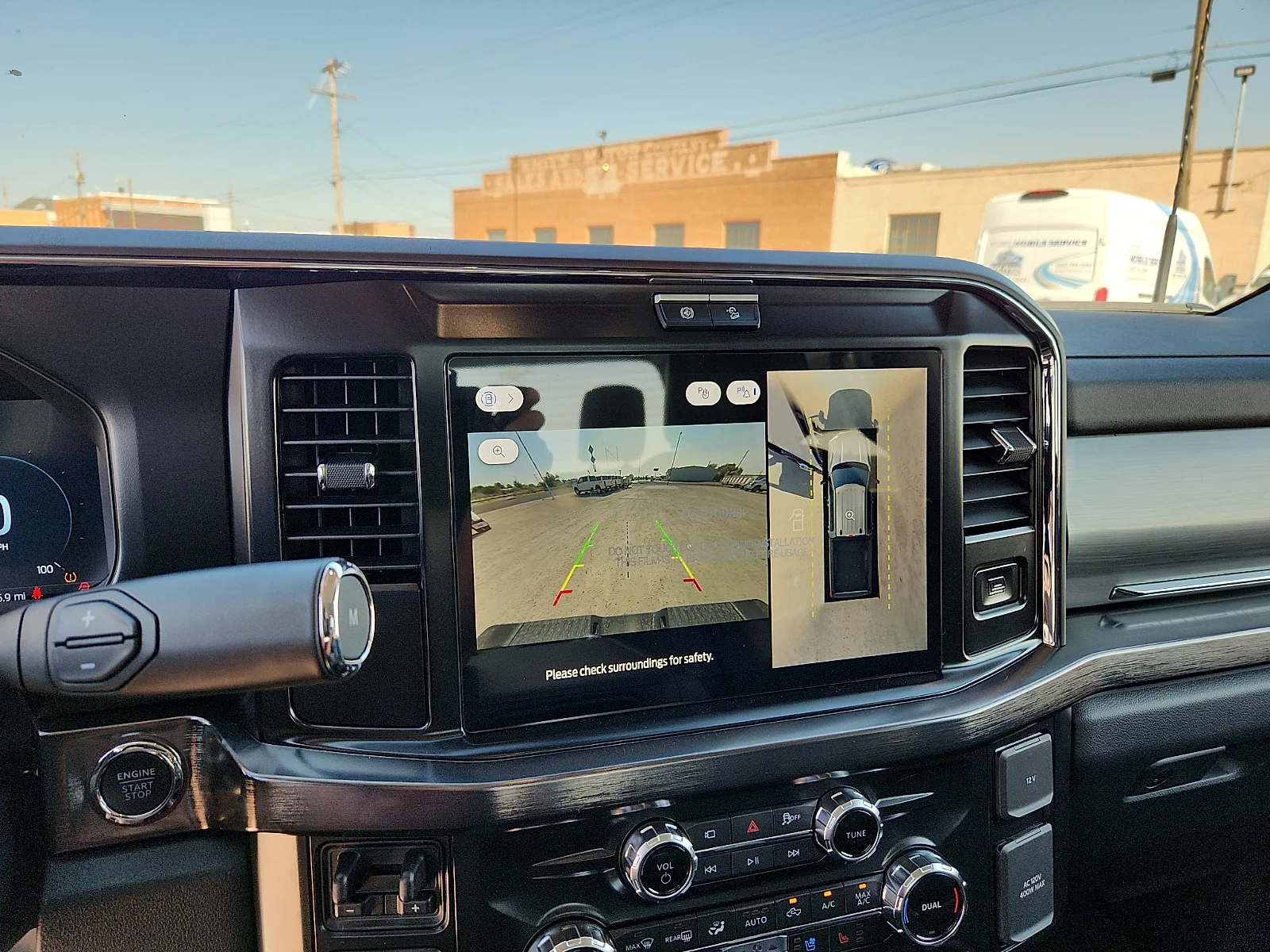 New 2026 Oxford White Ford Lariat image 23