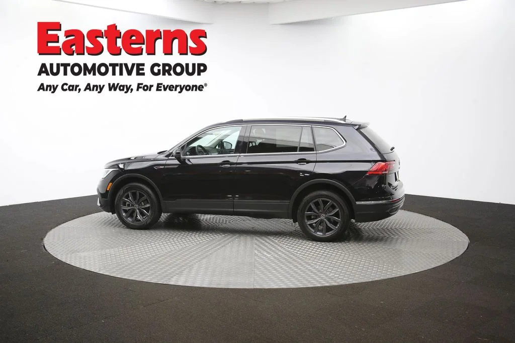 Used 2023 Black Volkswagen 2.0T SE image 60