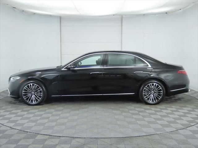 New 2026 Obsidian Black Metallic Mercedes-Benz S 580e image 8