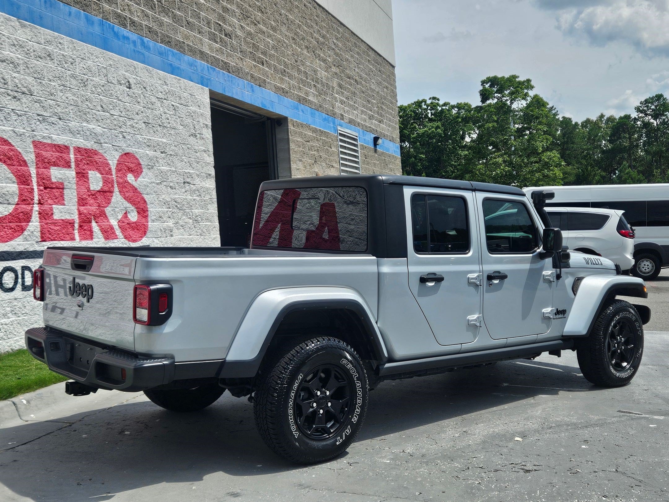Used 2023 Silver Zynith Clearcoat Jeep Willys image 7