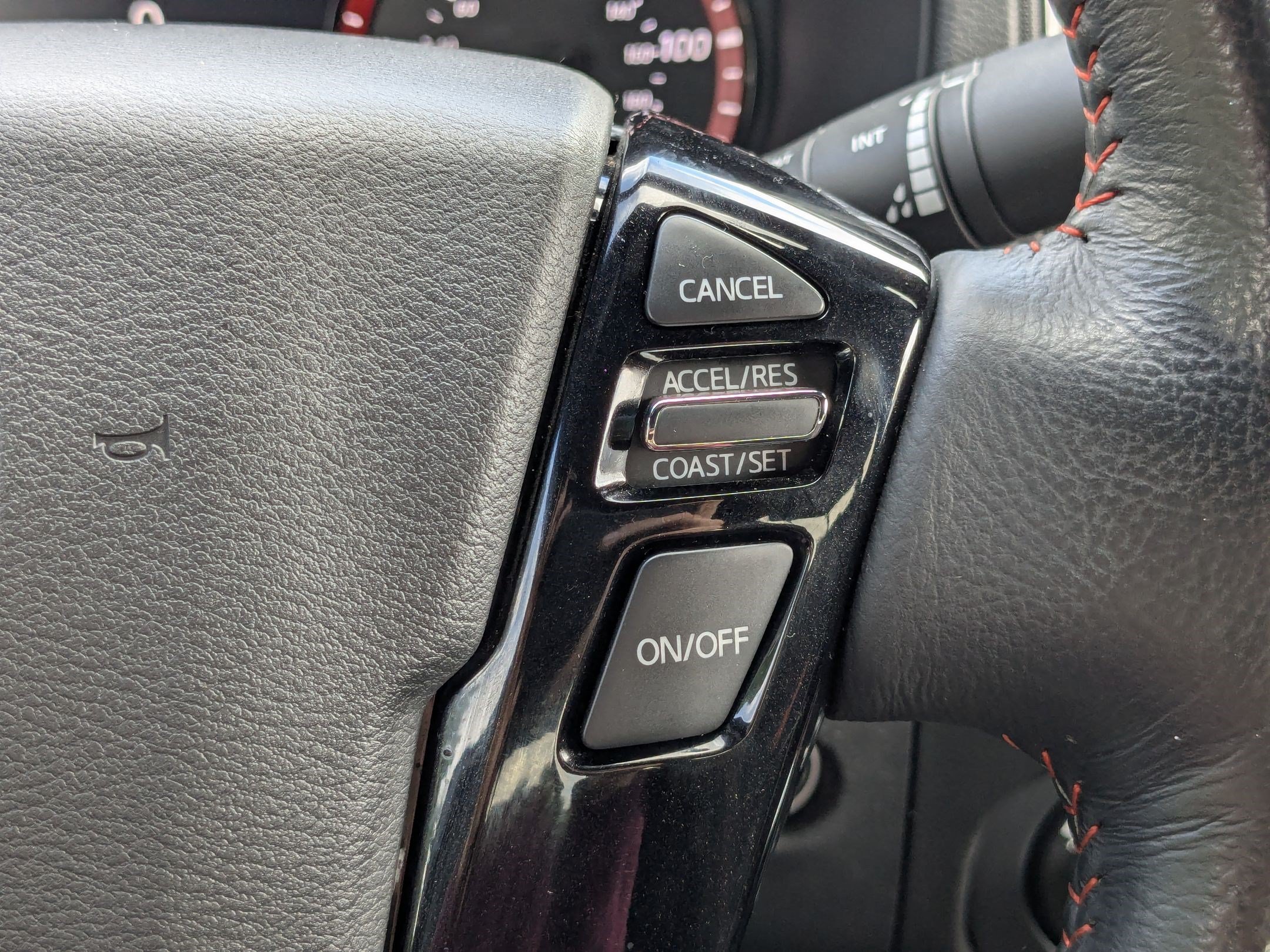 Used 2023 Boulder Gray Pearl Nissan PRO-4X image 18