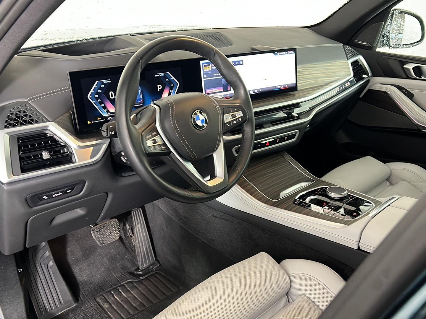 Certified Used 2025 Blue Ridge Mountain Metallic BMW xDrive40i image 2