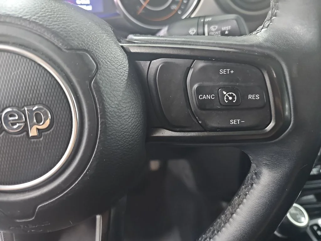 Used 2018 White Jeep Unlimited Sport S image 20