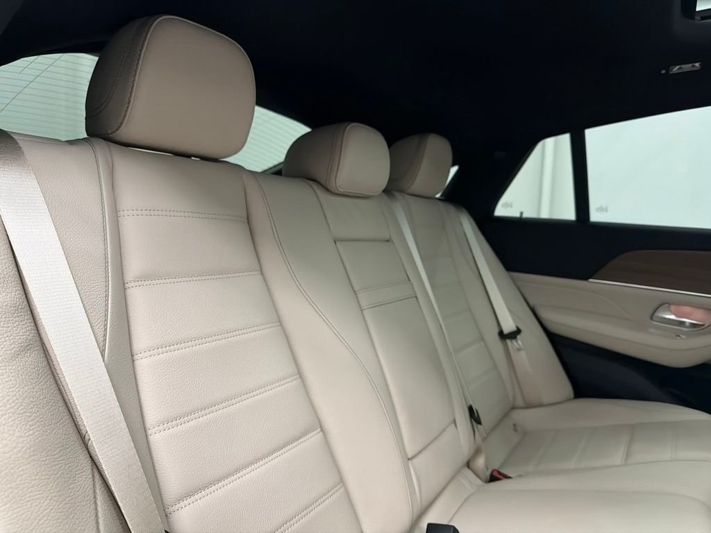 New 2026 MANUFAKTUR Alpine Grey Mercedes-Benz GLE 450 image 24