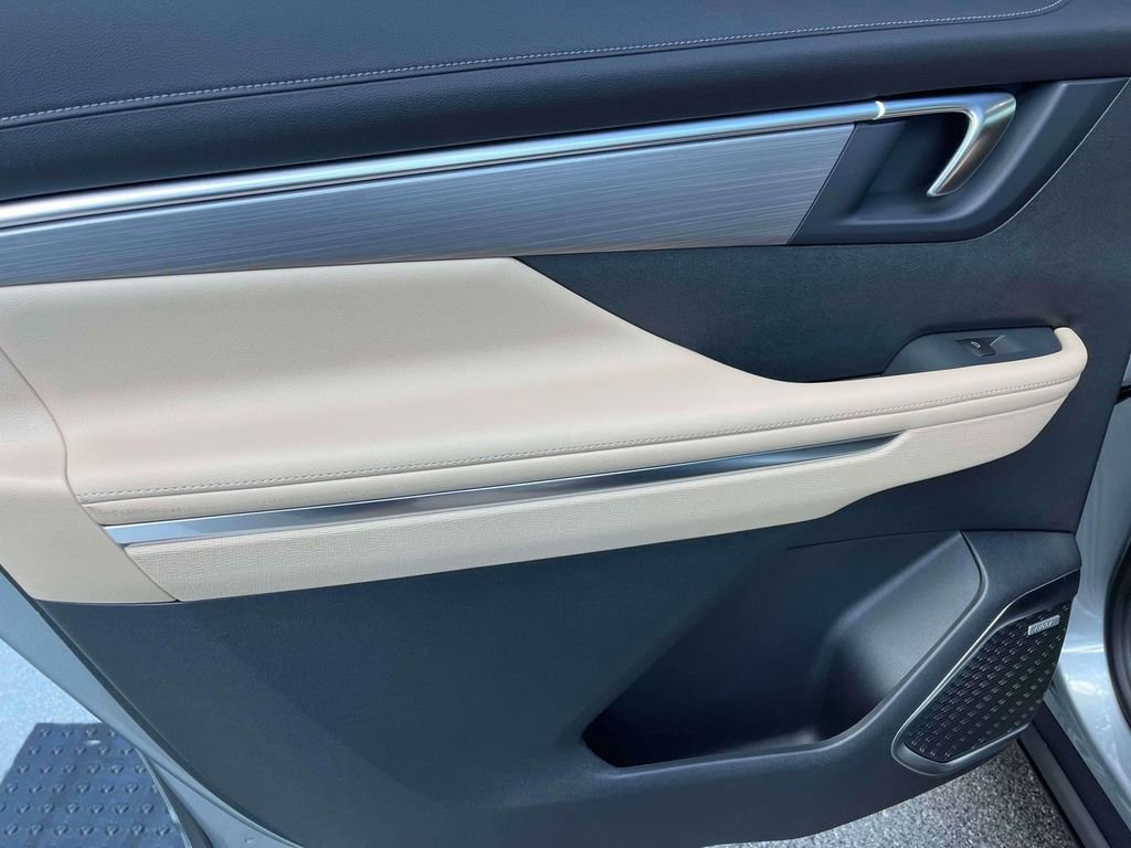 2026 Buick Enclave Preferred - Photo 16