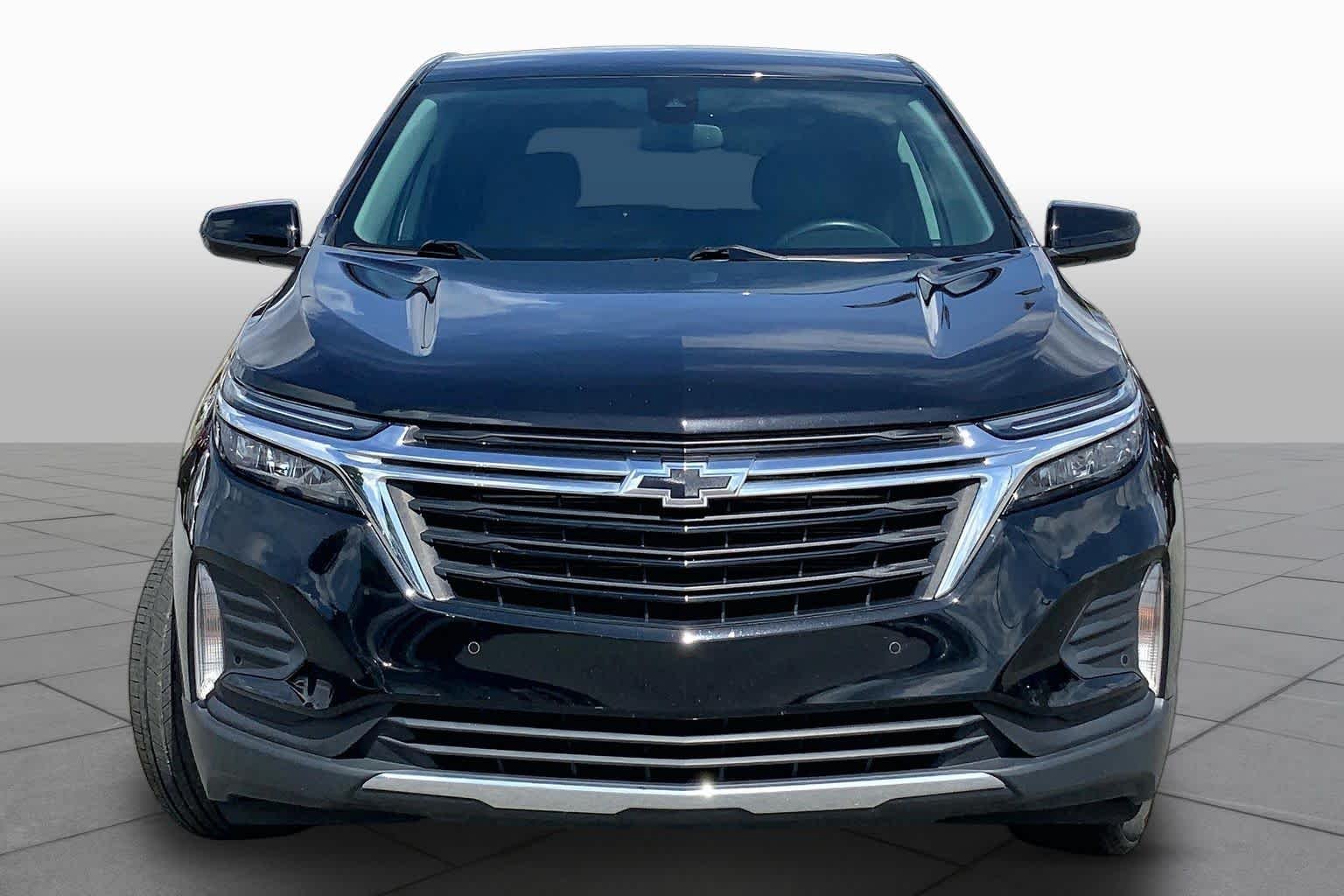 Used 2023 Mosaic Black Metallic Chevrolet LT image 4