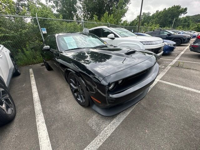 2023 Dodge Challenger GT Auto's photo
