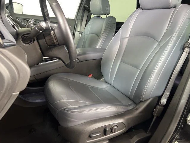 Used 2024 Ebony Twilight Metallic Buick Essence image 13