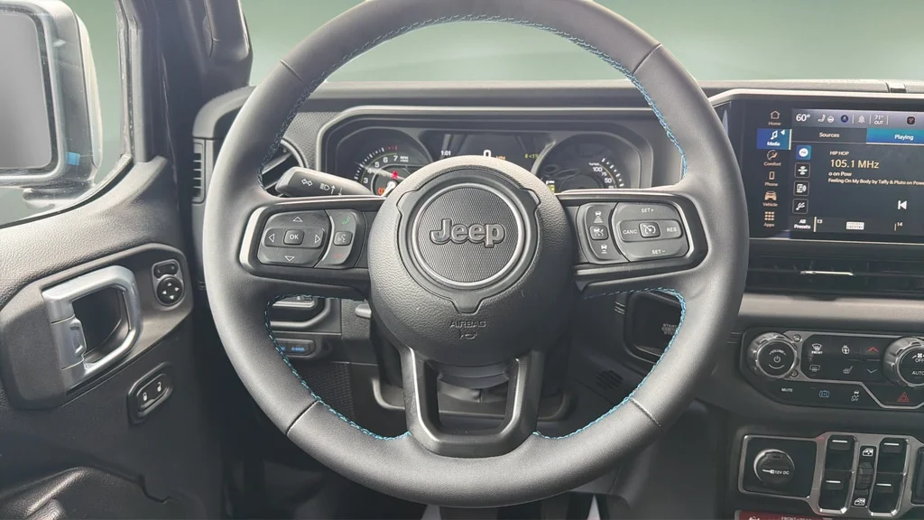 Used 2025 Black Jeep Rubicon image 9